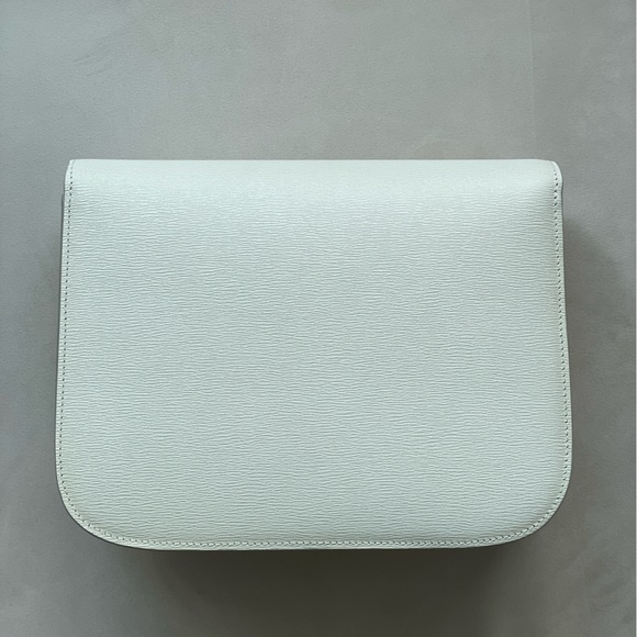 Authentic Celine White Textured Leather Medium Box Bag - Picture 4 of 12